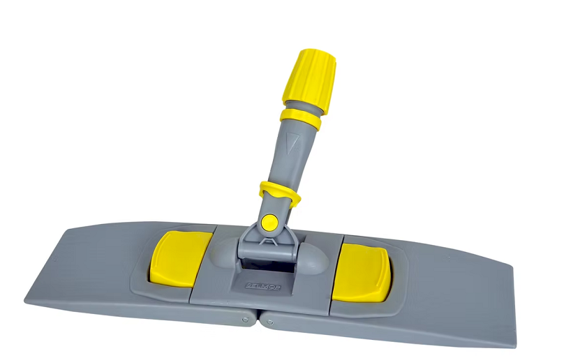 Держатель предназначен для удобного крепления МОП-насадок. Идеально подходит для профессионального клининга. Незаменим для мытья полов в офисах, магазинах, отелях, ресторанах, домах, квартирах и других местах, требующих частой и качественной уборки. Держатель изготовлен из высокопрочного пластика, устойчивого к ежедневным нагрузкам. Совместим с плоскими мопами для швабр с типом крепления "карман". Оснащен двумя педалями для удобного складывания. Подходит для большинства моделей рукояток. Поворотный шарнир обеспечивает маневренность держателя, позволяя мыть горизонтальные и вертикальные поверхности: стены, потолки, ступени лестниц. Удобен для уборки под мебелью и витринами. Большая рабочая поверхность держателя равномерно прилегает к полу, обеспечивает быструю и эффективную уборку.