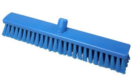 Щетка для пола FBK предназначена для сухой и влажной уборки внутренних помещений. Прекрасно справляется с пылью и мусором в труднодоступных местах, бережно очищает поверхности, не царапая их. Имеет среднюю жесткость. Благодаря ширине 50 см позволяет быстро и качественно справиться с уборкой. Используется совместно с рукоятками FBK. Соответствует требования ХАССП. Цвет синий.
