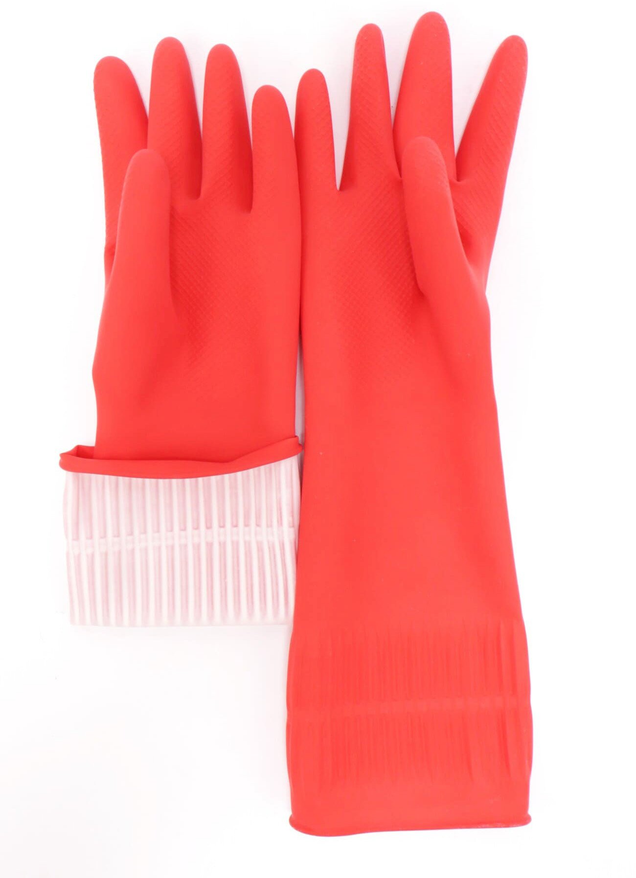 Перчатки резиновые Textop Mastersafe предназначены для защиты рук при выполнении хозяйственных работ и профессиональной уборки. Изготовлены из высококачественной резины, гарантируют надежную защиту от воздействия влаги, моющих и дезинфицирующих средств, механических повреждений. Удлиненная манжета обеспечивает дополнительную защиту предплечья, предотвращает попадание жидкости внутрь перчатки при работе с глубокими емкостями или при выполнении работ, требующих погружения рук в воду или химические растворы. Анатомическая форма осуществляет комфортную посадку и свободу движений. Текстурированная поверхность на ладонях и пальцах улучшает захват предметов, предотвращает скольжение во влажной среде. Перчатки отличаются высокой прочностью и износостойкостью, устойчивы к проколам и разрывам. Легко очищаются после использования, быстро высыхают. Подходят для многократного применения при соблюдении правил эксплуатации.
