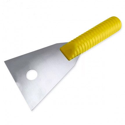 Скребок ручной Schavon предназначен для эффективного удаления стойких загрязнений с посуды и кухонных поверхностей. Рабочая поверхность выполнена из высококачественной нержавеющей стали, обеспечивает превосходную очищающую способность и долговечность инструмента. Острая кромка легко справляется с пригоревшими остатками пищи, жиром и другими трудноудаляемыми загрязнениями. Эргономичная нескользящая ручка из полипропилена желтого цвета обеспечивает надежный захват и комфорт при работе. Компактные размеры 245х90х35 мм позволяют удобно маневрировать инструментом в труднодоступных местах. Скребок подходит для очистки сковородок, кастрюль, противней, грилей и других кухонных принадлежностей. Нержавеющая сталь устойчива к коррозии, не впитывает запахи и легко очищается после использования. Инструмент безопасен для использования с антипригарными покрытиями при соблюдении осторожности. Подходит для профессионального использования в ресторанах, кафе и предприятиях общественного питания.