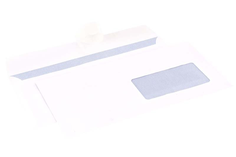 Конверт формата Е65 имеет размер 110х220,  белого цвета, выполнен из офсета 80 г/м2, с окном справа (45х90 мм), с запечаткой. Тип заклеивания – отрывная лента. Предназначен для почтовых отправлений.